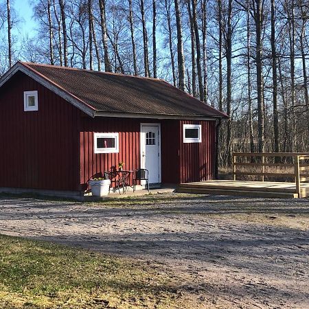Strandnaera Stuga Vaenersnaes Vargon Exterior photo